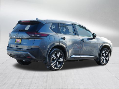 Certified 2022 Nissan Rogue SL w/ SL Premium Package image 7
