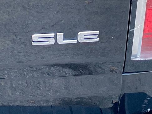 Used 2019 GMC Canyon SLE w/ Driver Alert Package image 21