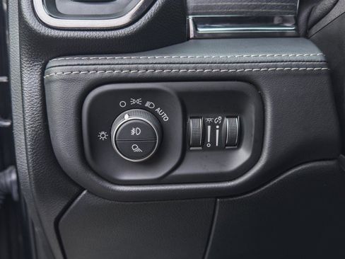 Used 2022 RAM 3500 Limited image 30