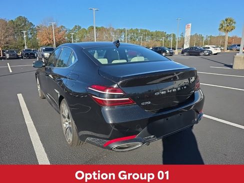 Used 2025 Genesis G70 2.5T image 6