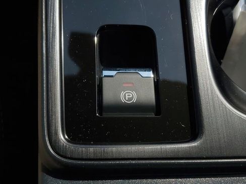 New 2026 Subaru Outback Limited image 32