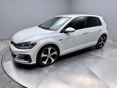 Used 2018 Volkswagen GTI S FWD image 1