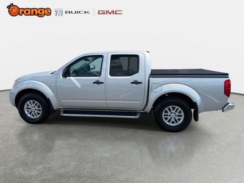 Used 2021 Nissan Frontier SV w/ SV Utility Package AWD/4WD image 6