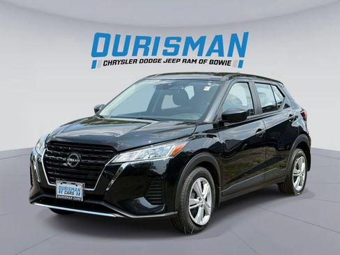 Used 2023 Nissan Kicks S FWD image 6