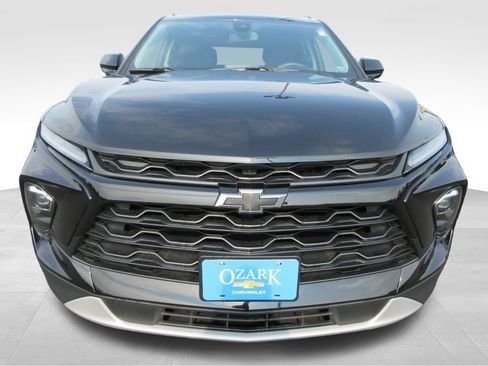 Used 2024 Chevrolet Blazer LT w/ Convenience Package FWD image 8