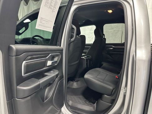 Used 2019 RAM 1500 Big Horn AWD/4WD image 40
