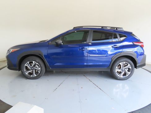New 2026 Subaru Crosstrek 2.0i Premium AWD/4WD image 7