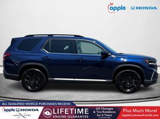Used 2025 Honda Pilot Touring video 2