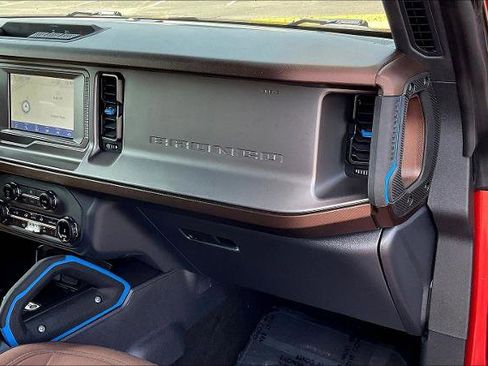 Certified 2022 Ford Bronco Outer Banks image 18