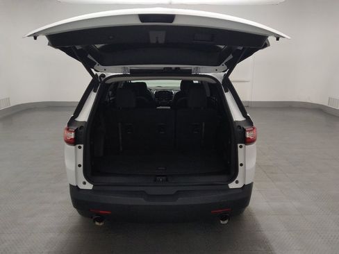 Used 2018 Chevrolet Traverse LT FWD image 29