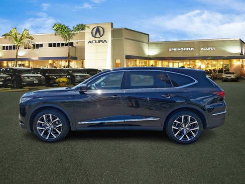Used 2023 Acura MDX SH-AWD w/ Technology Package image 4