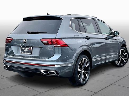 Used 2024 Volkswagen Tiguan SEL R-Line image 12