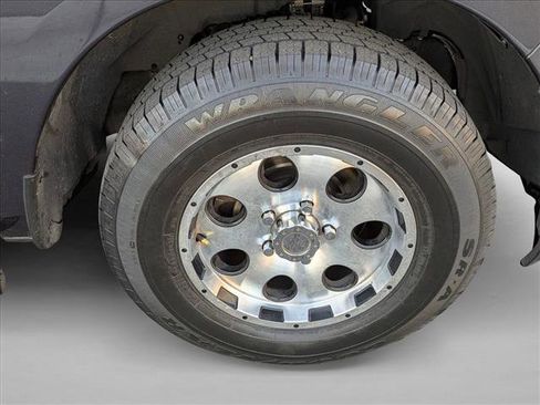 Used 2017 RAM 1500 Classic SLT image 22