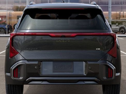 New 2027 Kia Seltos X-Line S w/ X-Line S Premium Package AWD/4WD image 13