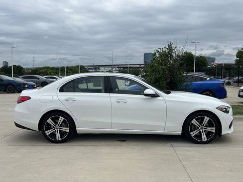 Used 2025 Mercedes-Benz C 300 Sedan image 3