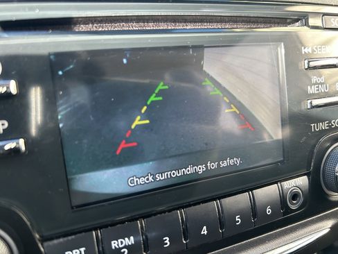 Used 2015 Nissan Rogue S w/ Convenience Package image 21