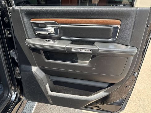 Used 2014 RAM 1500 Laramie AWD/4WD image 17