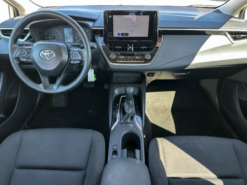 Used 2025 Toyota Corolla LE FWD image 11