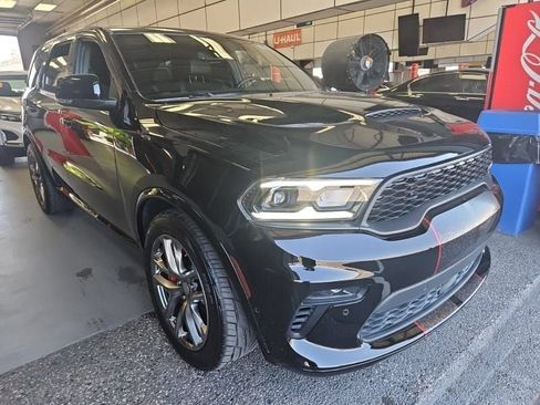 Used 2021 Dodge Durango SRT w/ Technology Group AWD/4WD image 2