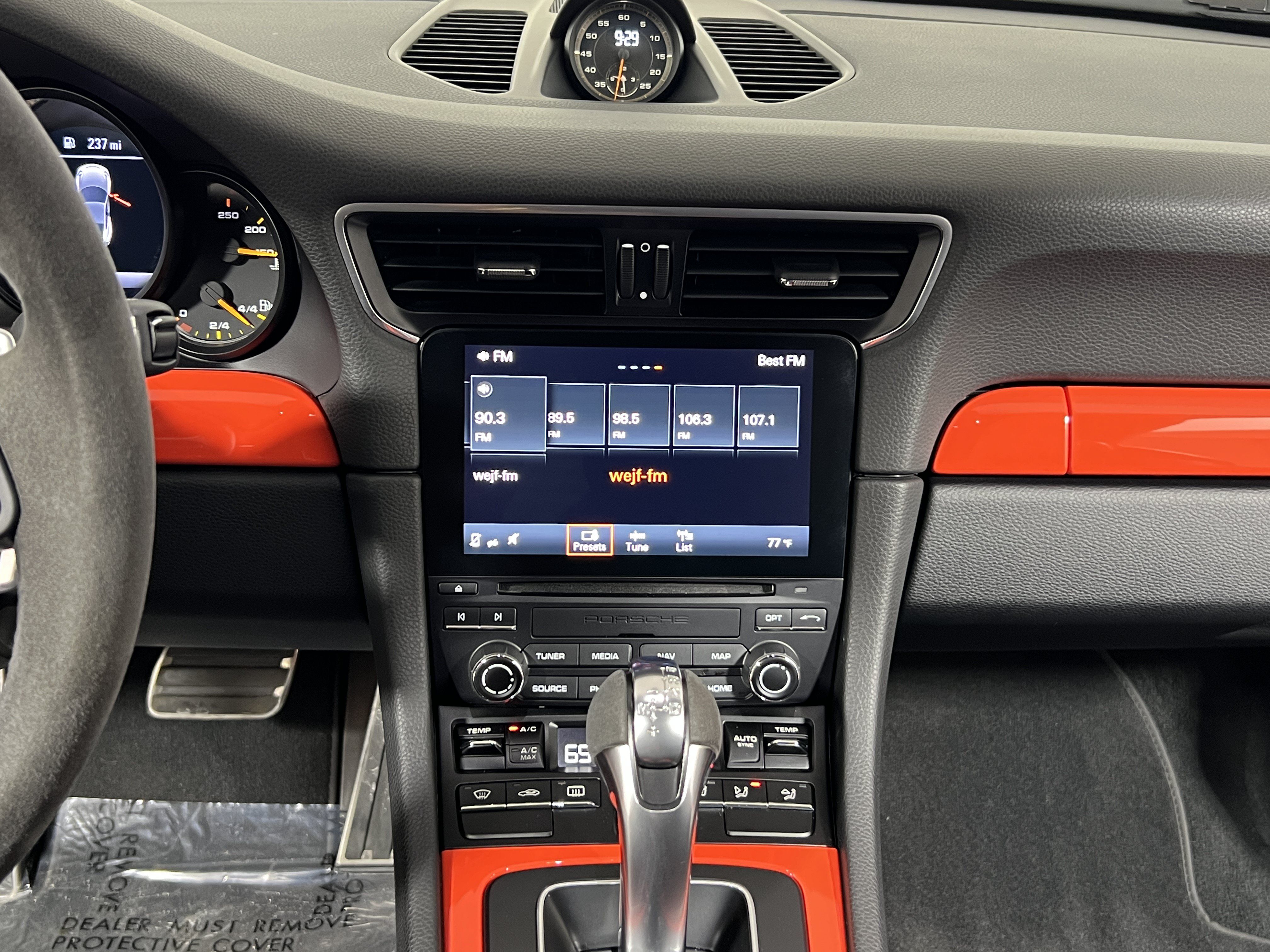 Certified 2018 Porsche 911 GT3 RWD image 19