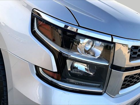 Used 2018 Chevrolet Tahoe LT AWD/4WD image 26