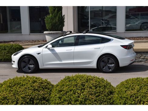 Used 2020 Tesla Model 3 Standard Range Plus RWD image 7