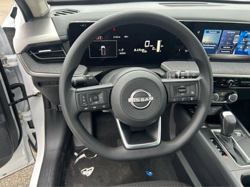 New 2026 Nissan Kicks S image 21
