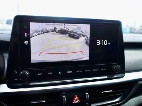 Used 2022 Kia Forte GT-Line w/ GT-Line Premium Package image 8