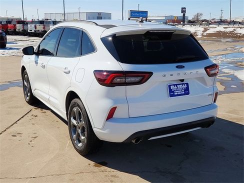 Used 2023 Ford Escape ST-Line Select image 3