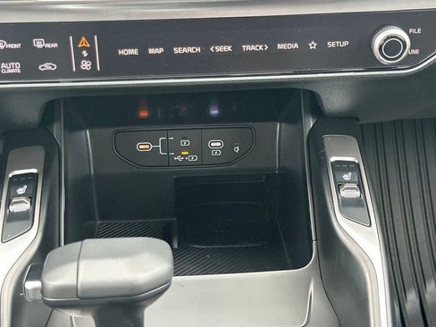 New 2025 Kia Sorento X-Line EX image 25