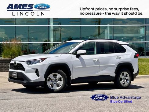 Used 2019 Toyota RAV4 XLE w/ Protection Package FWD image 1