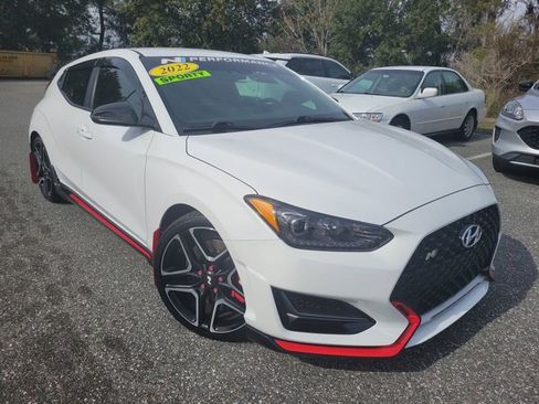 Used 2022 Hyundai Veloster N image 2