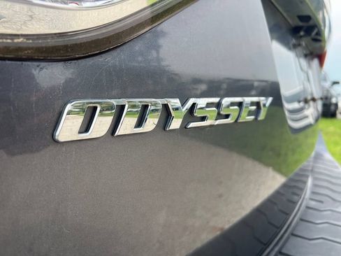 Used 2016 Honda Odyssey SE image 12