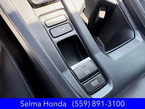 Certified 2025 Honda Accord SE image 22