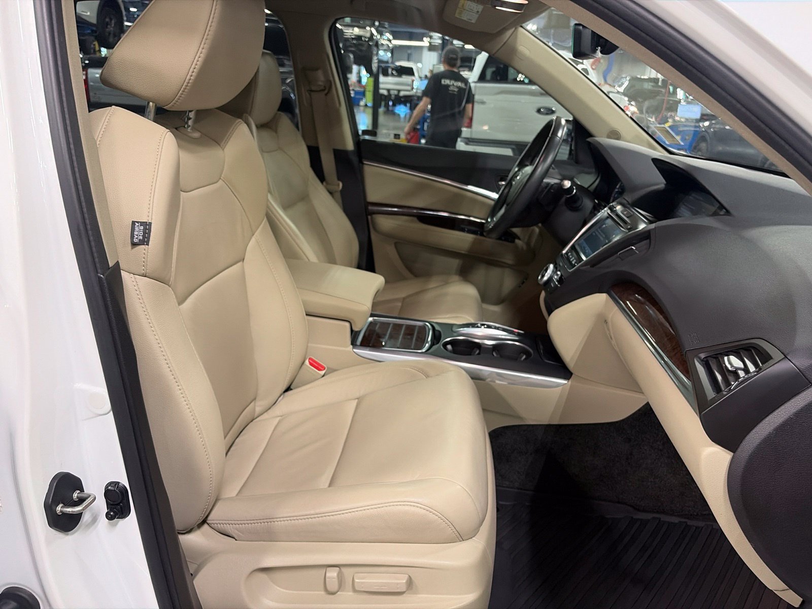 Used 2018 Acura MDX SH-AWD image 21