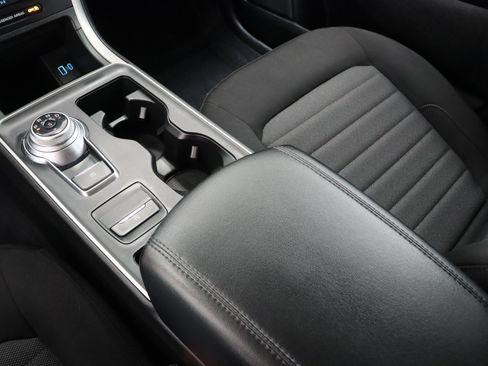 Used 2024 Ford Edge SE AWD/4WD image 16