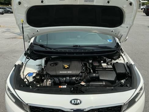 Used 2017 Kia Forte LX w/ LX Popular Package FWD image 19