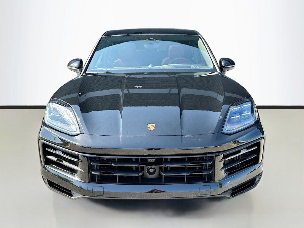 Certified 2026 Porsche Cayenne S AWD/4WD image 6