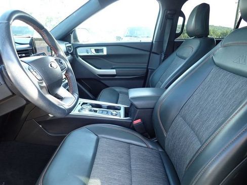 Used 2023 Ford Explorer Timberline w/ Timberline Technology Package AWD/4WD image 11