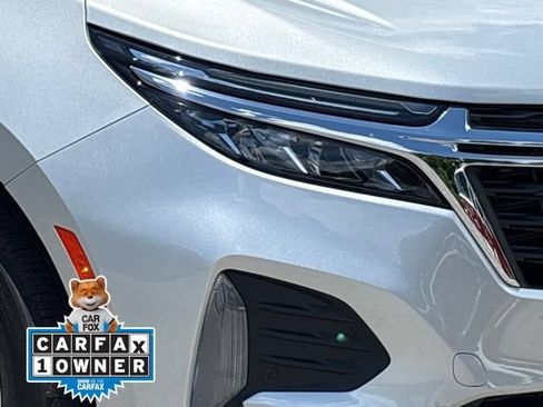 Used 2022 Chevrolet Equinox LT FWD image 2