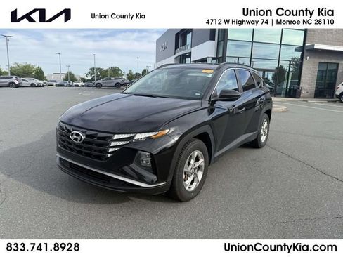 Used 2024 Hyundai Tucson SEL FWD image 1
