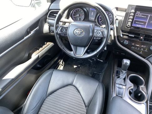 Used 2023 Toyota Camry SE FWD image 16