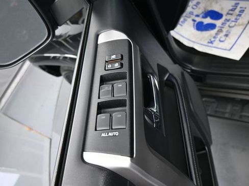 Used 2024 Toyota 4Runner SR5 image 11