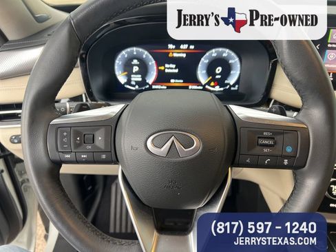 Used 2025 INFINITI QX60 Luxe w/ Vision Package FWD image 8