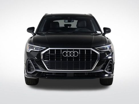 Used 2024 Audi Q3 2.0T Premium w/ Convenience Package image 8