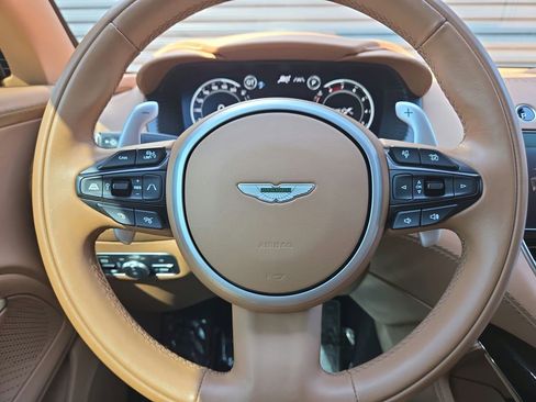 Used 2023 Aston Martin DBX 707 AWD/4WD image 9