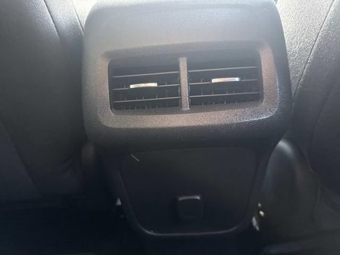 Used 2018 Chevrolet Equinox LT AWD/4WD image 60