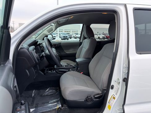 Used 2023 Toyota Tacoma SR image 10