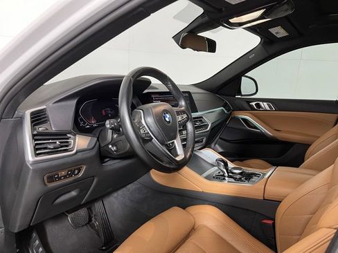 Used 2023 BMW X6 xDrive40i w/ Premium Package image 9