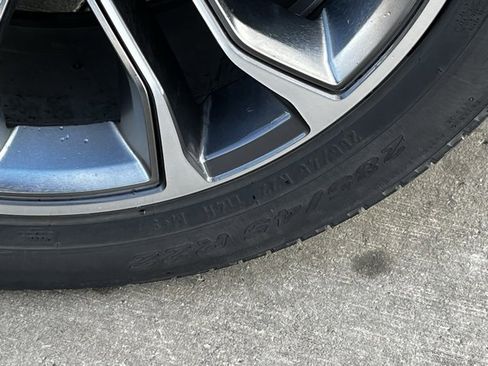 Used 2024 Jeep Grand Wagoneer Series III w/ Rear Seat Video Group 1 image 10